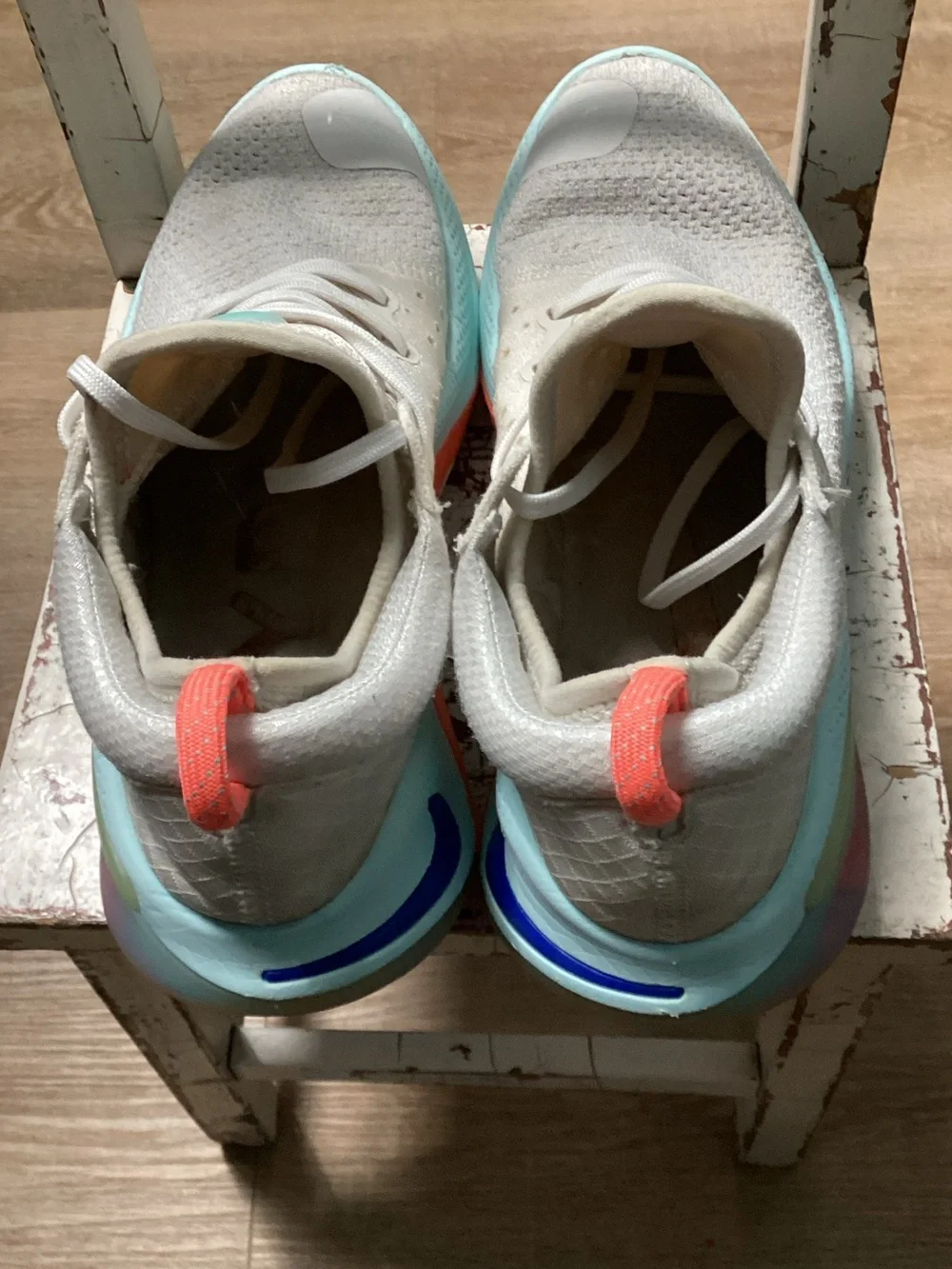 Nike Joyride Run Flynik Athletic Sneakers with Mint & Coral Accents Sz 8.5